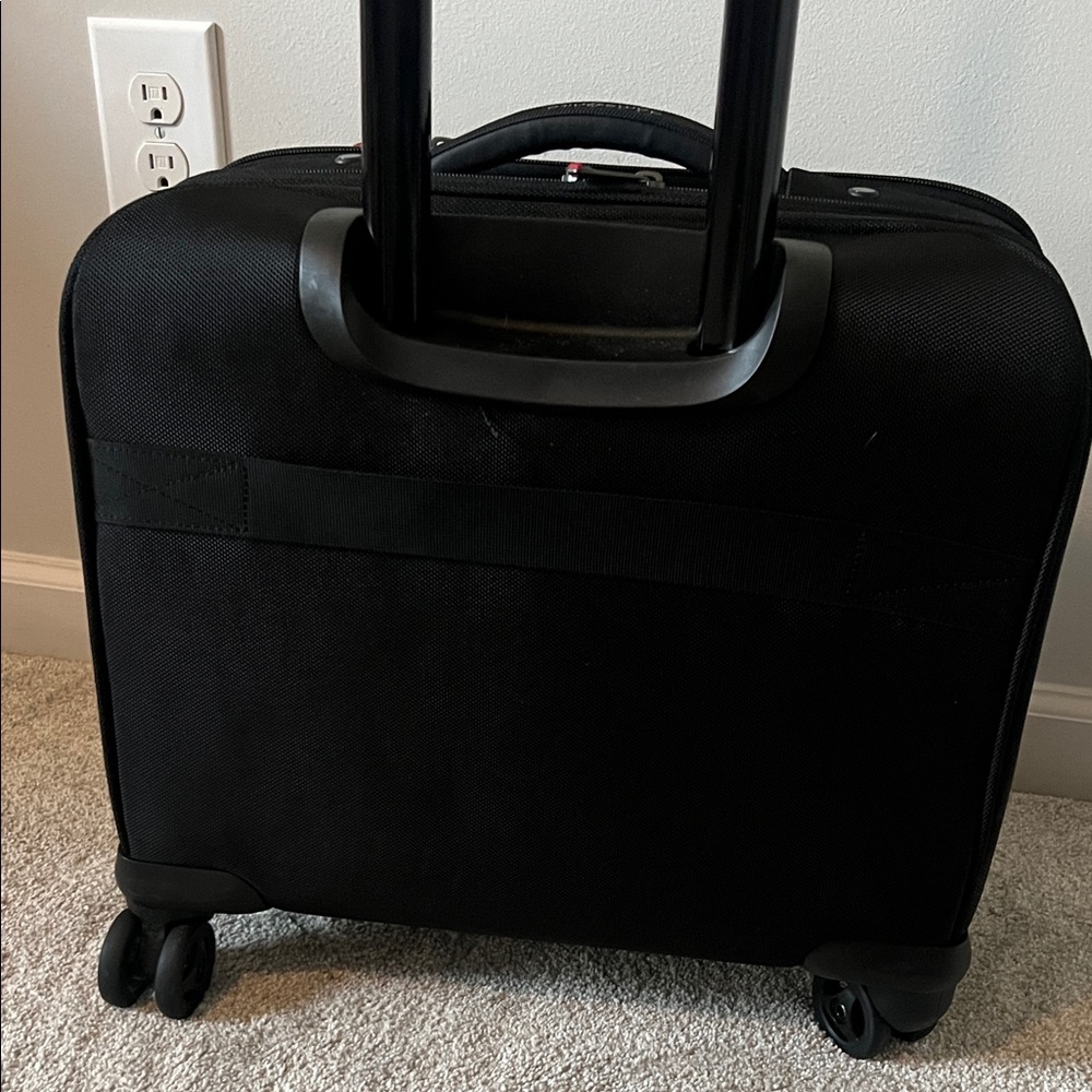 Samsonite Black Rolling laptop Travel Bag - Picture 8 of 13